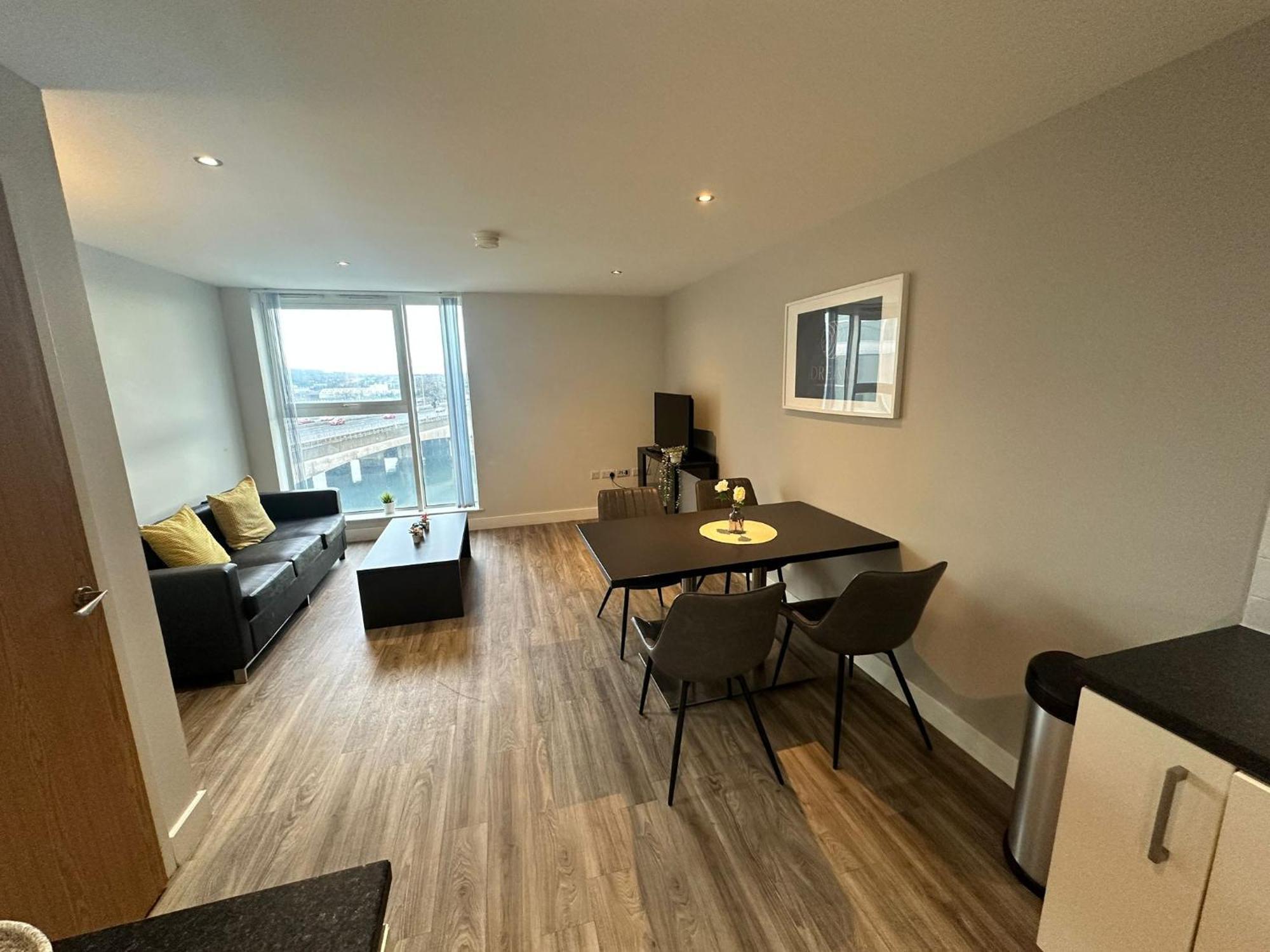 Obel Apartments By Beehosting Belfast Exterior photo